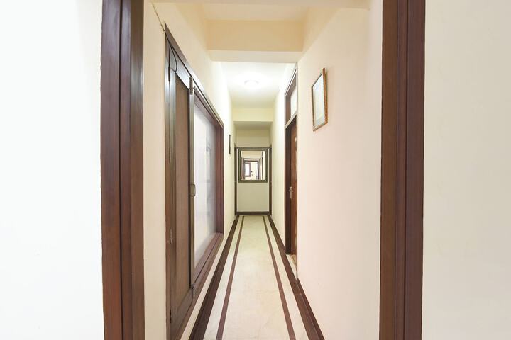 Hotel Interior 4 of 33