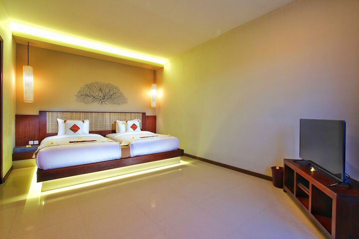 Room 10 of 64