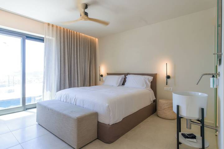 Room 20 of 44