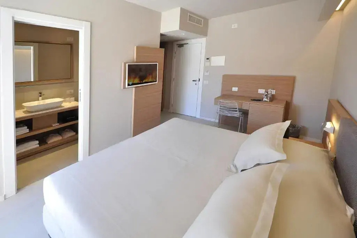 HOTEL DOMU SIMIUS