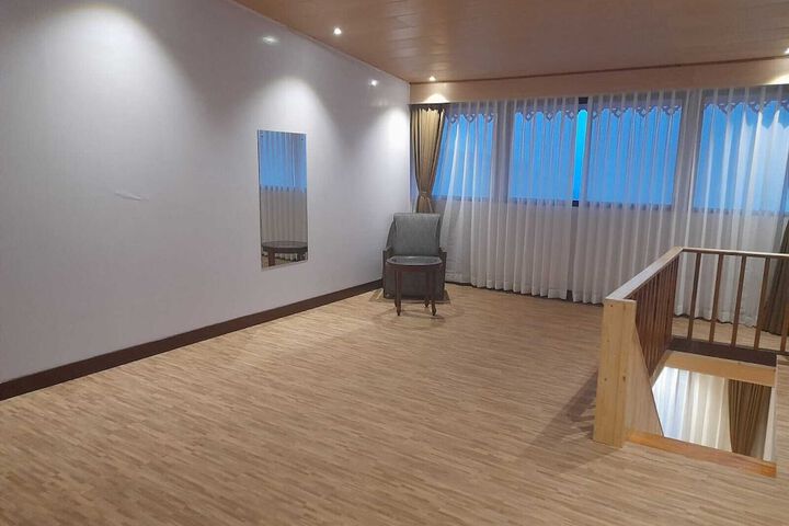 Room 29 of 40