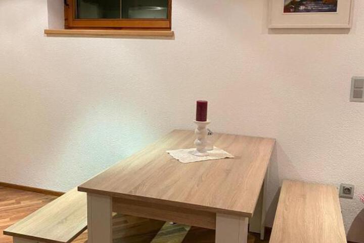 Room 3 of 8