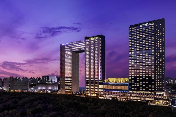 Novotel Suites Ambassador Seoul Yongsan - Seoul Dragon City in Seoul