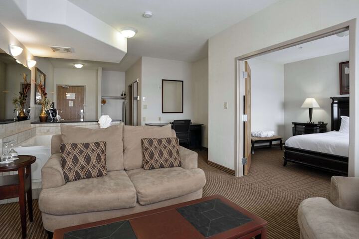Room 10 of 42