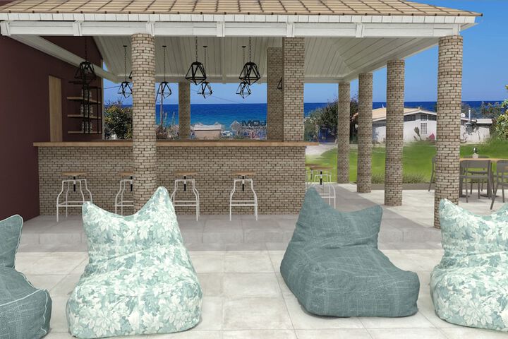Lounge 20 of 27