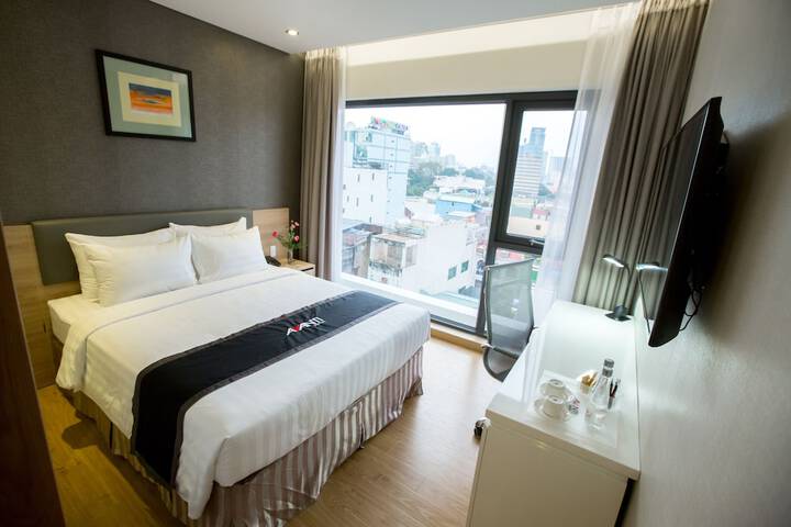 Room 6 of 45