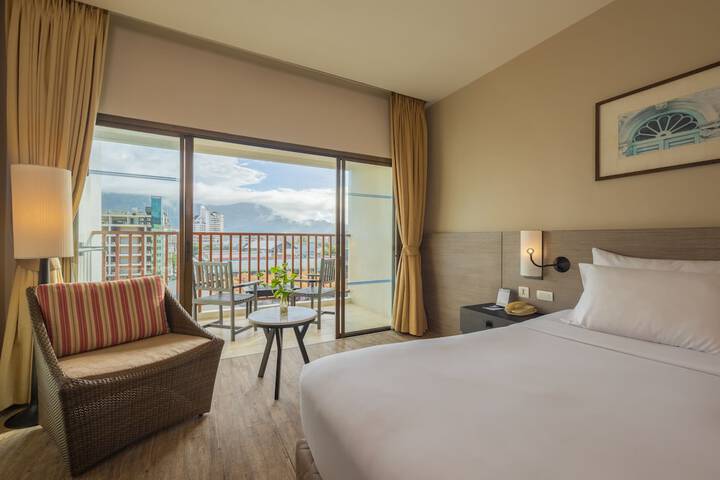 Room 20 of 94