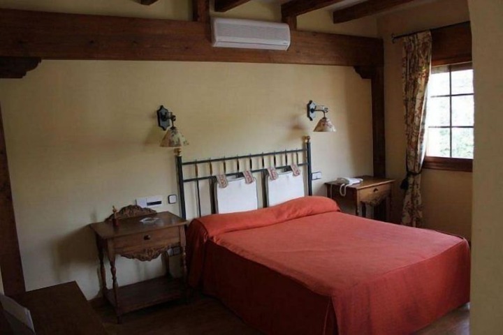 Room 7 of 52