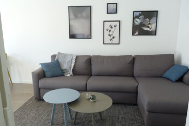 Room 12 of 26