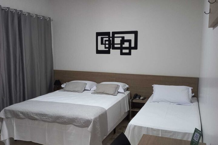 Room 68 of 153