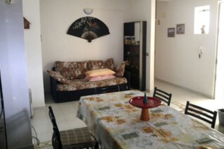 Room 12 of 41