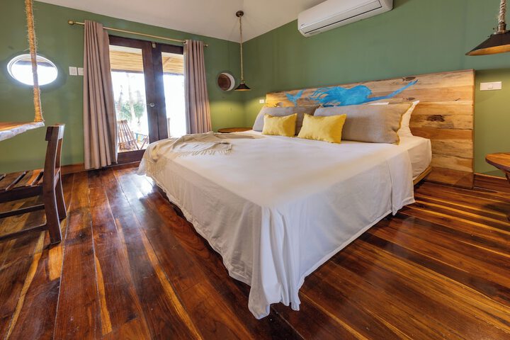 Room 10 of 71