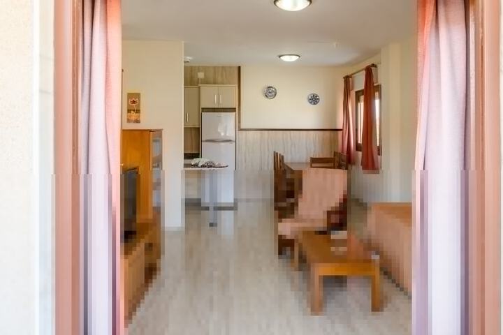 Room 30 of 74
