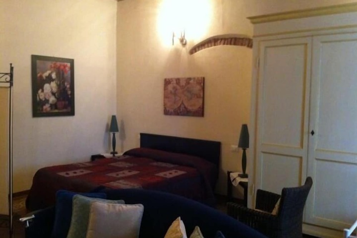 Room 13 of 94