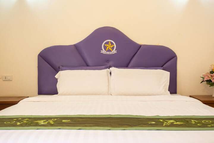 Room 15 of 52