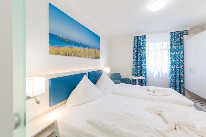 Room 15 of 46