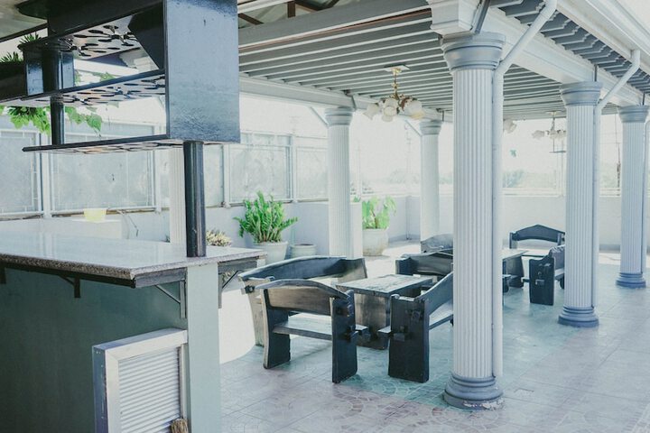 Terrace/Patio 31 of 33