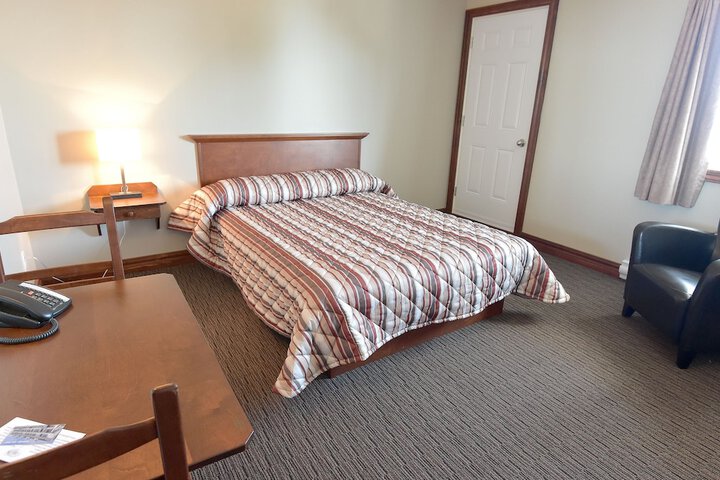 Room 9 of 49