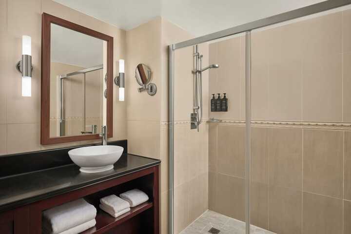 Room 18 of 36