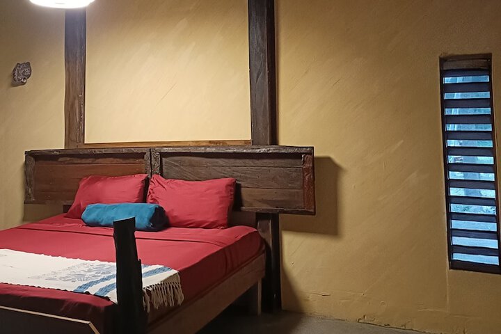 Room 3 of 7