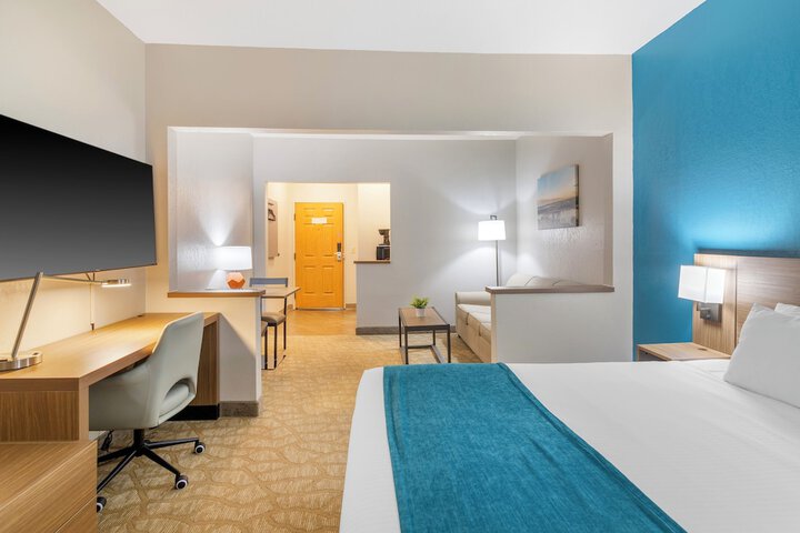 Room 13 of 41