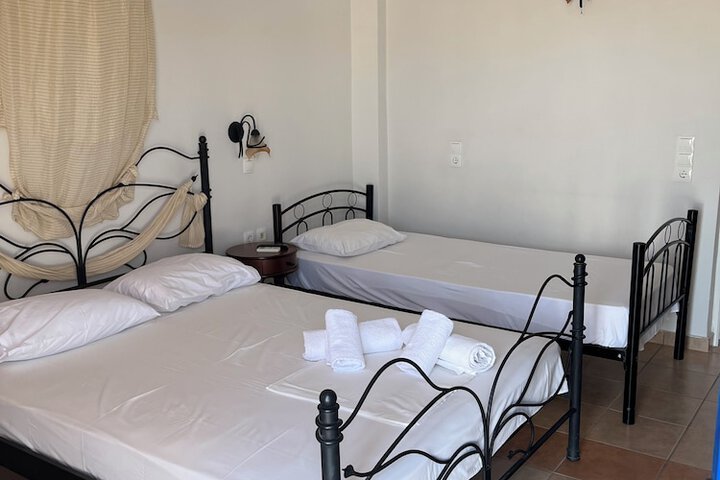 Room 43 of 96