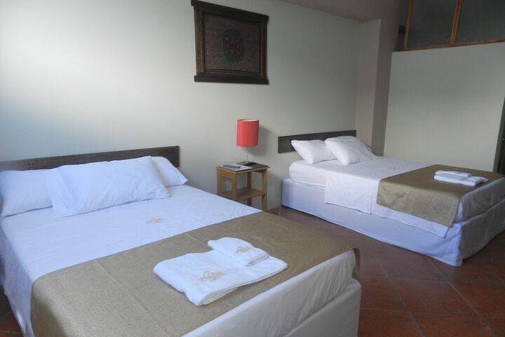 Room 5 of 65
