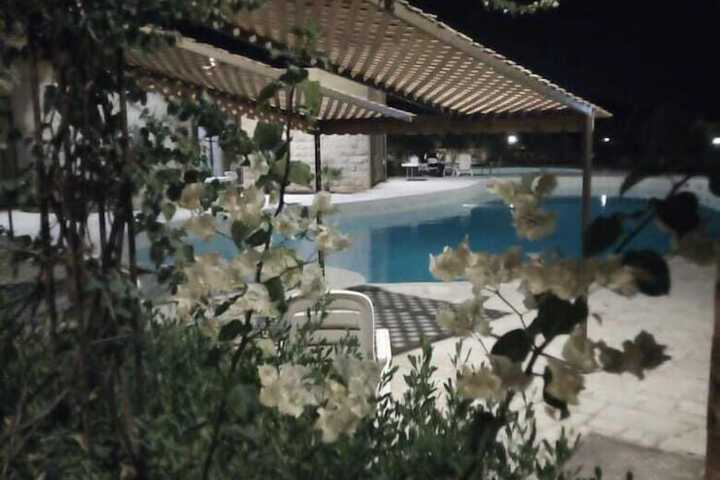 Hotel Exterior 44 of 57