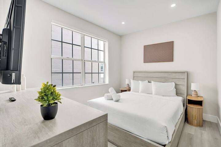 Room 21 of 110