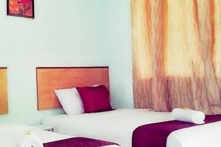 Room 4 of 23