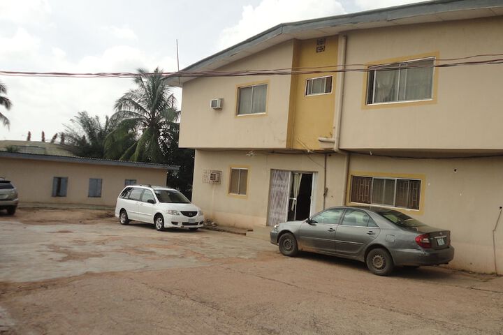PHOENIX SUITES AND INN