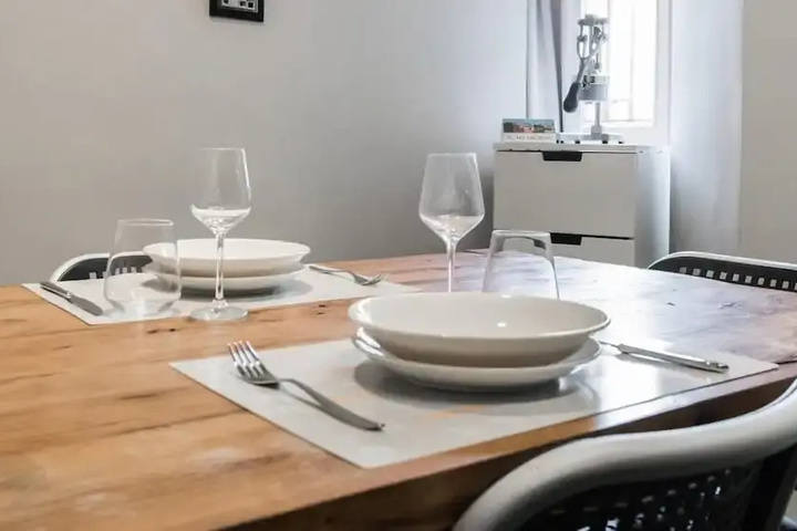 Dining 13 of 13