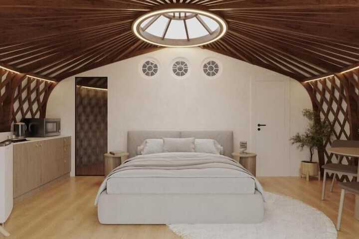 Room 12 of 63