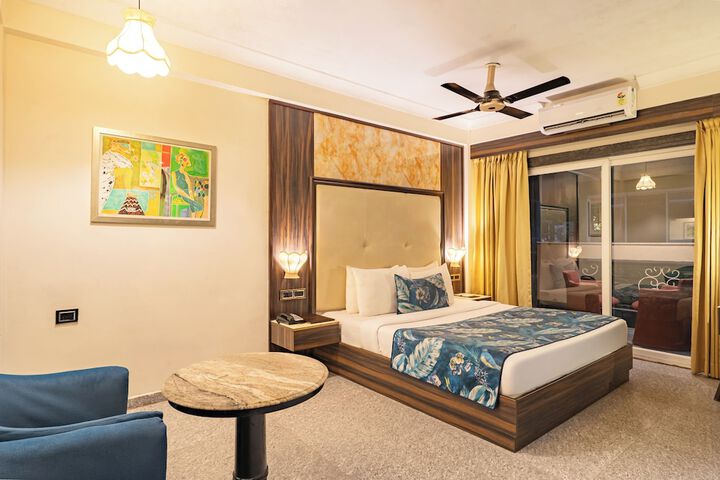 Room 18 of 23
