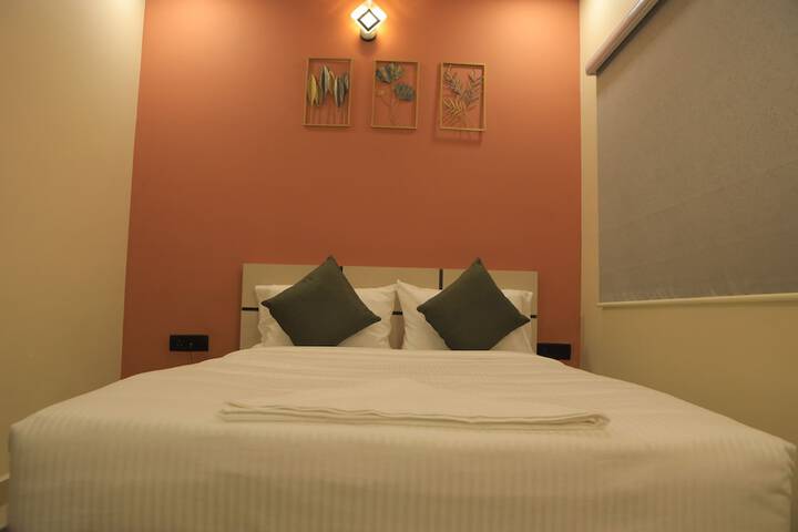 Room 19 of 114