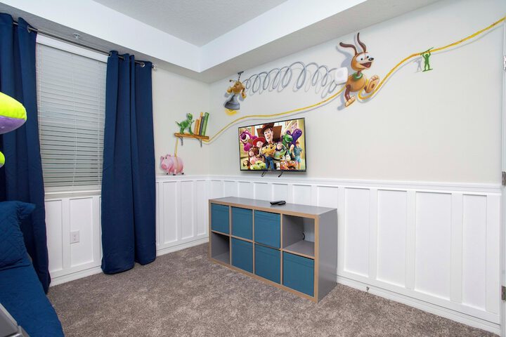 Room 27 of 55
