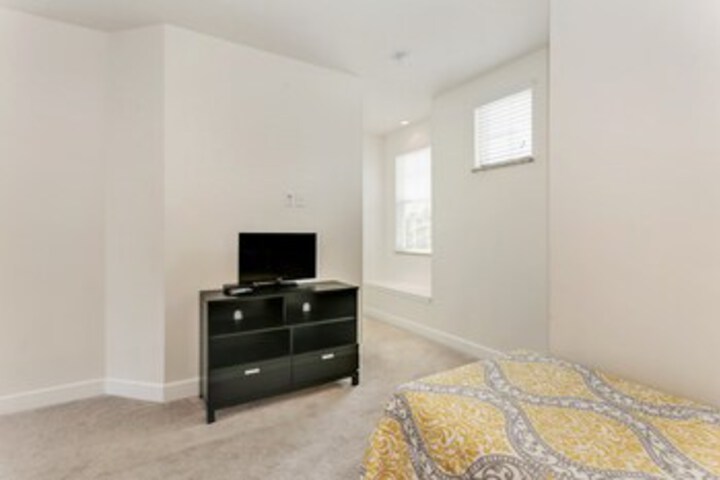 Room 42 of 44