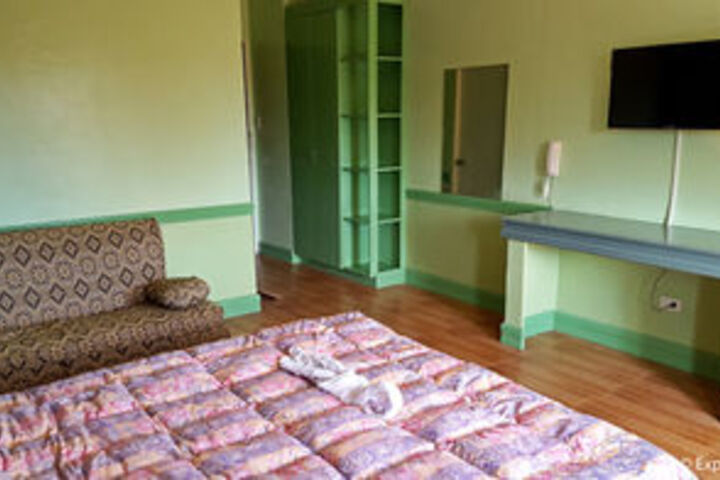 Room 5 of 21