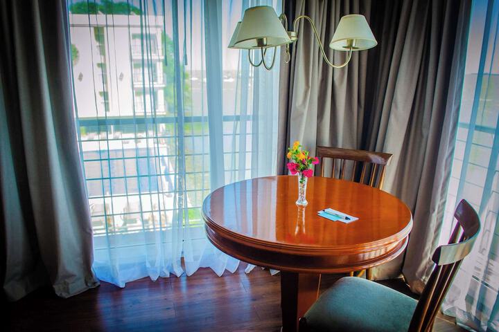 Room 30 of 77