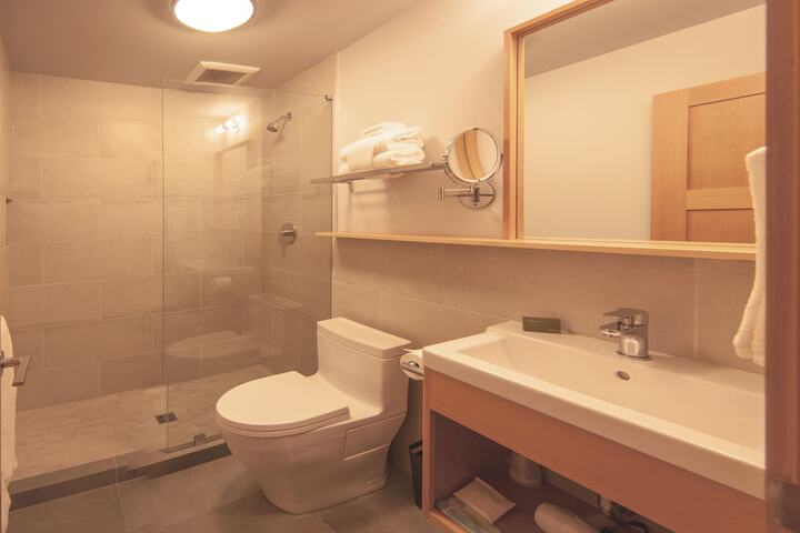 Room 42 of 72
