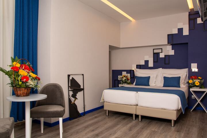Room 8 of 53