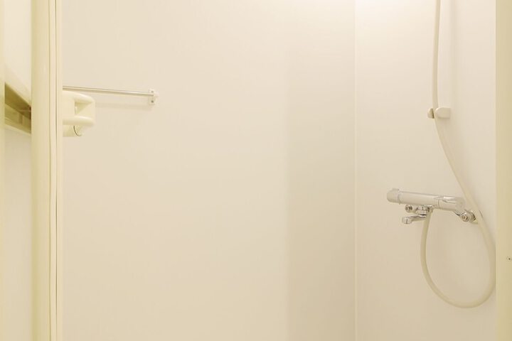 Room 127 of 219