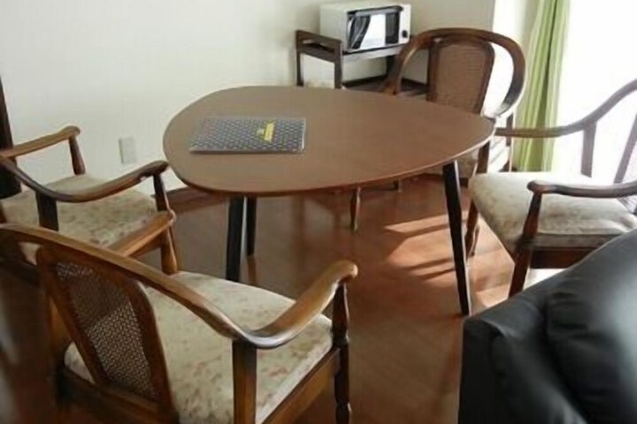 Room 16 of 36