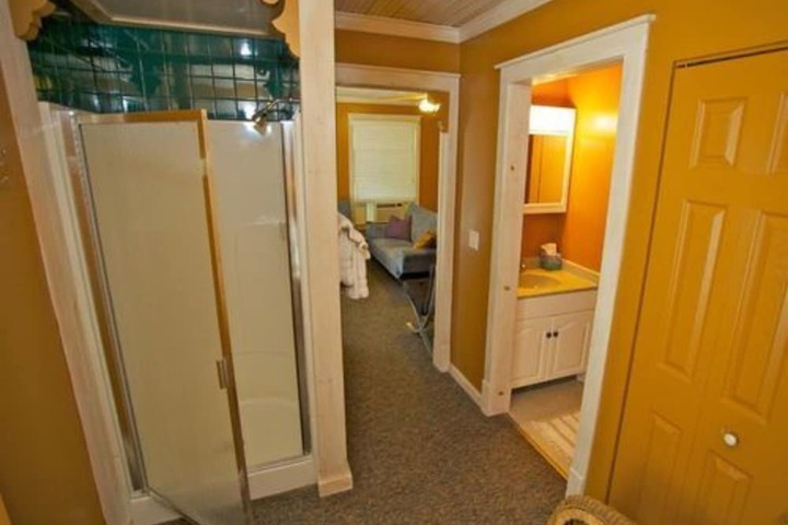 Room 29 of 43