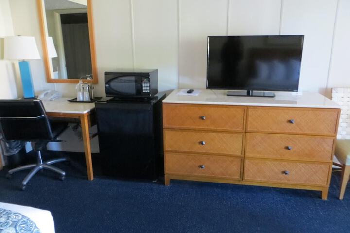 2 Double Beds (8 of 8)