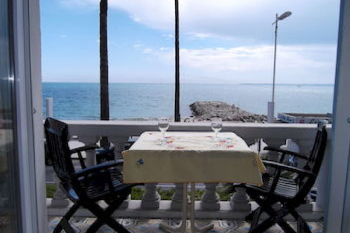 Terrace/Patio 2 of 7