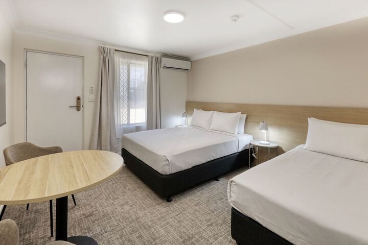 Room 13 of 52