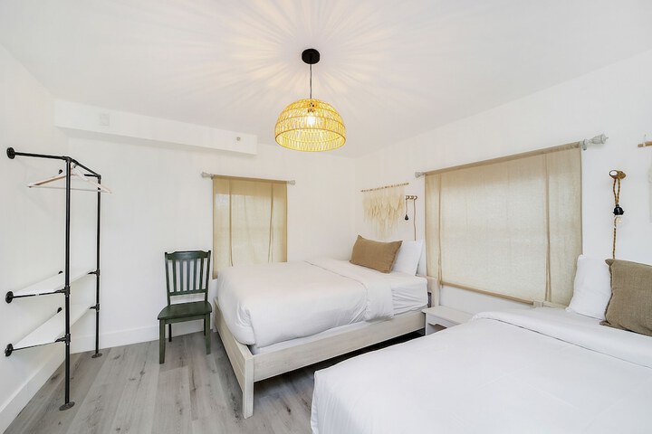 Room 26 of 48