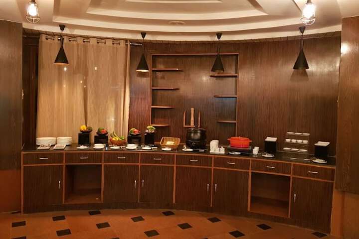 Dining Photos