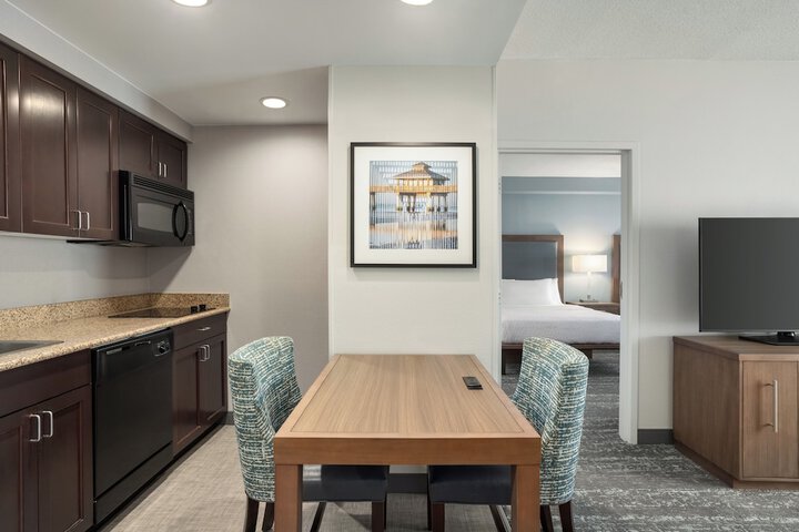 Room 12 of 85